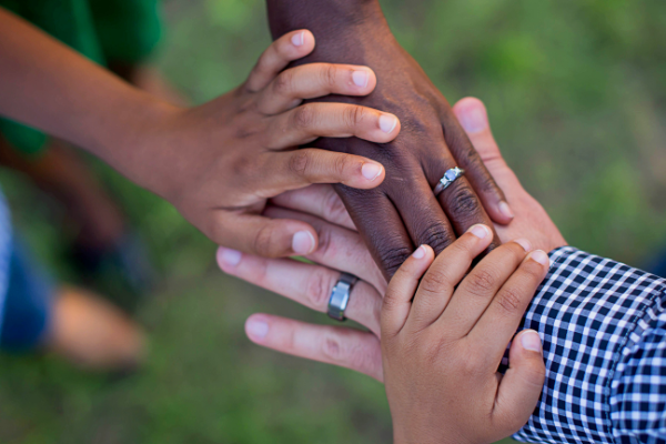 gestión de decesos crossing world group