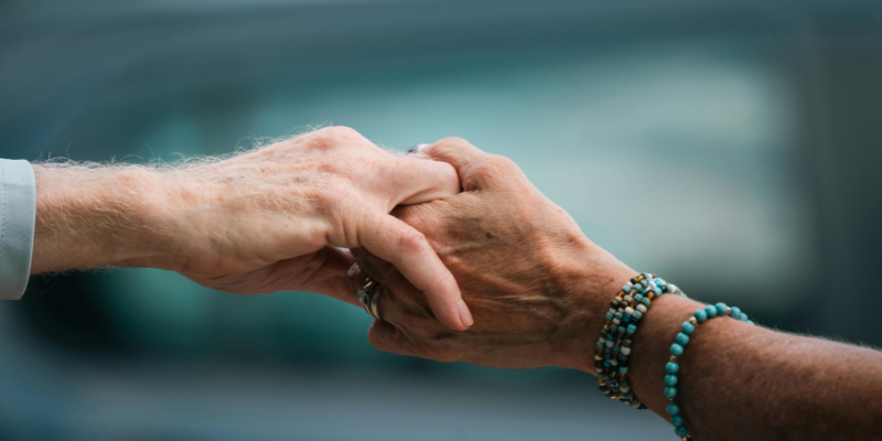 Tendencias del sector funerario 2025: claves del cambio crossing world group